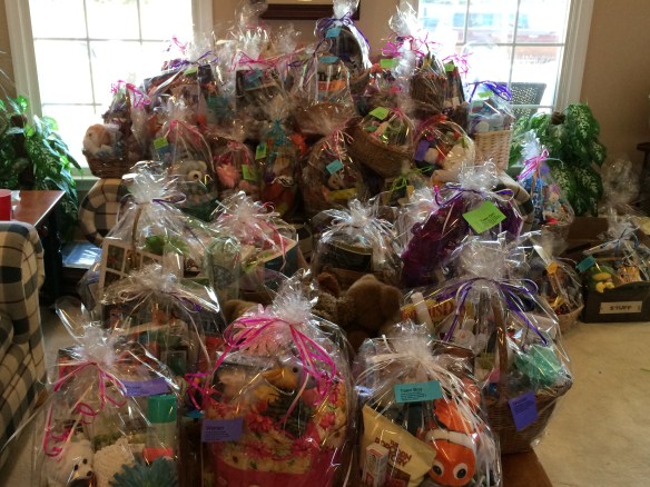 April 5th teen and adult basket assembly 027